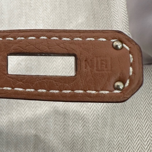 Hermes Jypsiere 28 in Gold Clemence with PHW - Picture 13 of 13